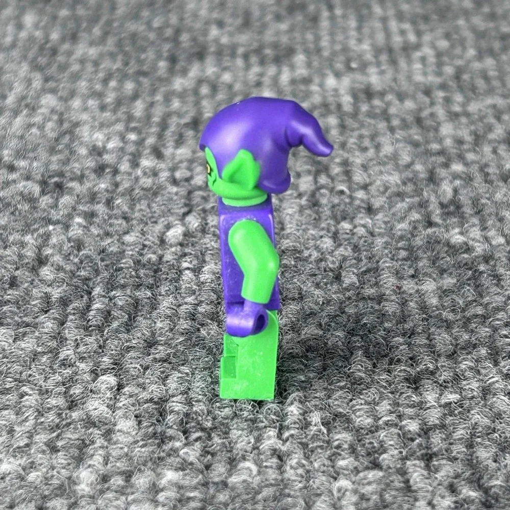 LEGO Marvel Super Heroes Green Goblin Minifigure sh102 Purple Hood Spiderman